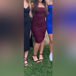 Windsor maroon bodycon with ruching small